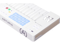 Arturia Essential 49 mk3 Alpine White Arturia Essential 49 mk3 Alpine White